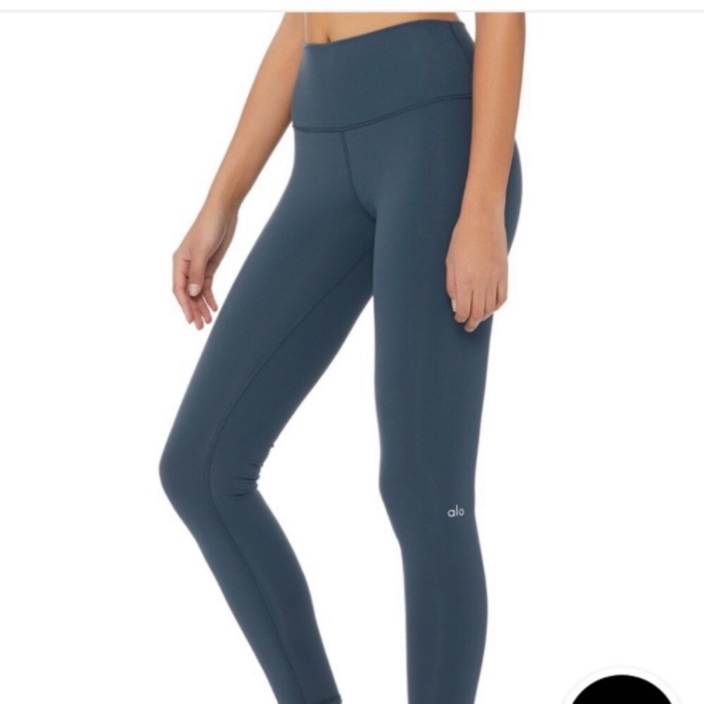 ✨NWT Alo Yoga Airbrush Highwaist Leggings Eclipse - Picture 3 of 8